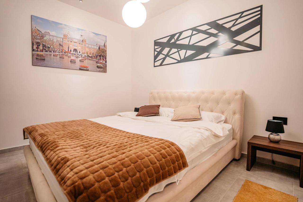 Magico Rooms & Apartments Ni Buitenkant foto