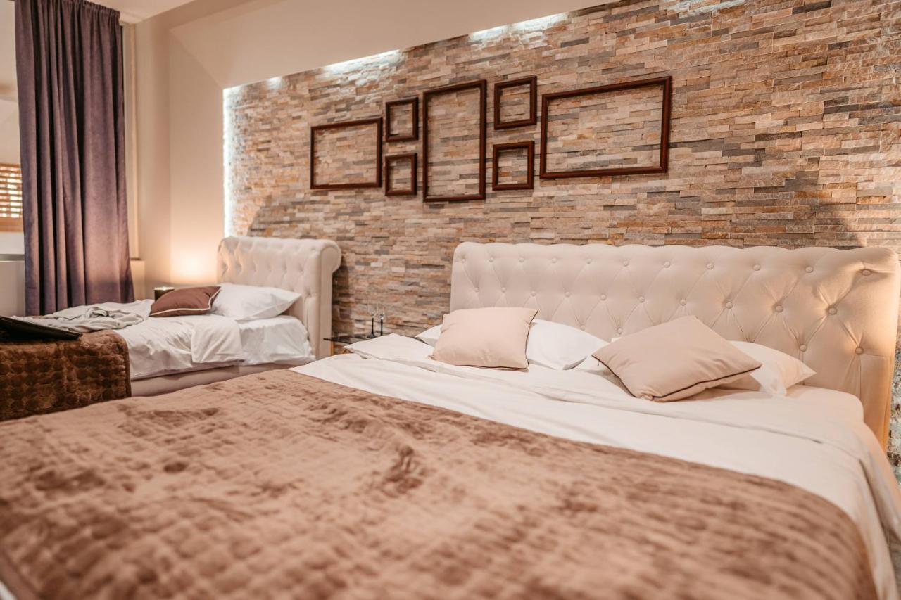 Magico Rooms & Apartments Ni Buitenkant foto