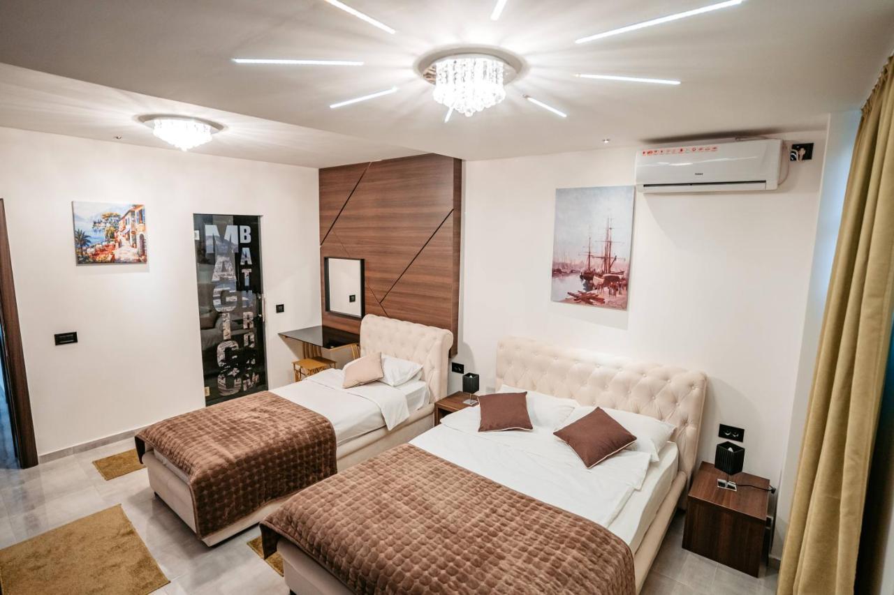 Magico Rooms & Apartments Ni Buitenkant foto