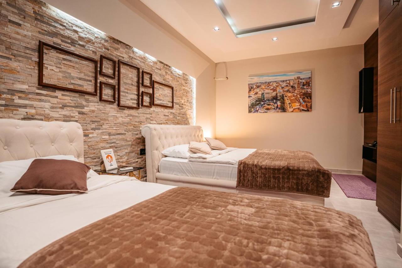 Magico Rooms & Apartments Ni Buitenkant foto